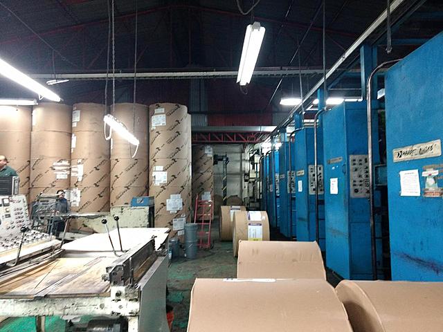 El precio del papal por tonelada métrica ronda los 500-600 dólares