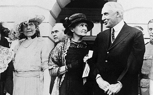 VISITA ELS ESTATS UNITS