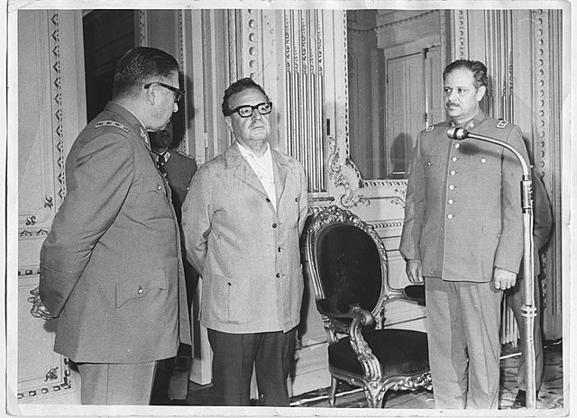 Ascenso a Comandante en Jefe de las Fuerzas Armadas