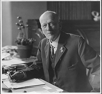 Charles Doolittle Walcott (1850-1927)