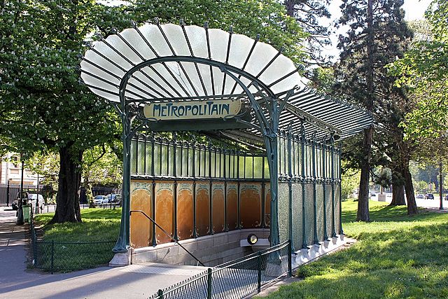 Metro de Paris Hector Guimard