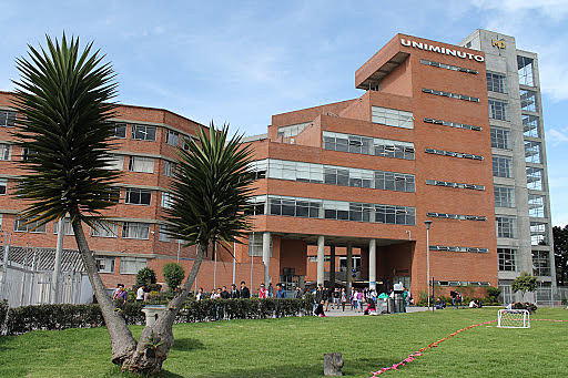 Las universidades colombianas y la Psic. Juridica