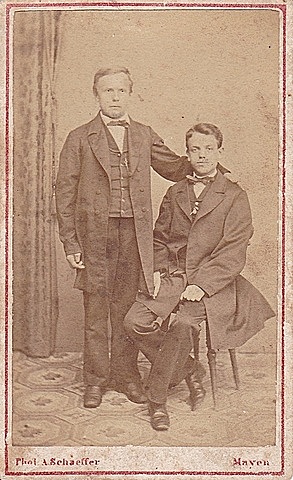 JOHANN Y PETER SCHMITT