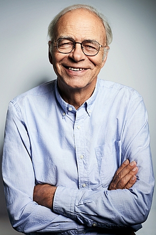 PETER SINGER (1946)