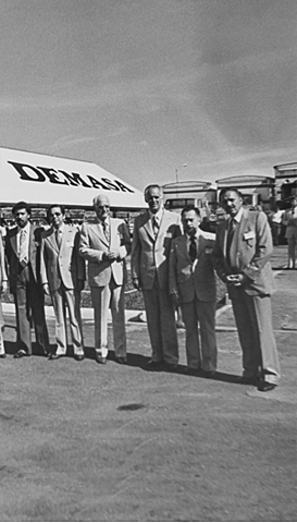 Hola Costa Rica, Hello Estados Unidos — (INTERNACIONALIZACIÓN y PROPIEDAD INDUSTRIAL)