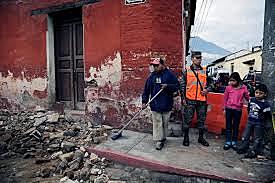 Fuerte sismo sacude el país