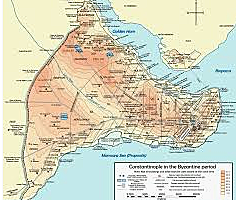 Es produeix el trasllat de la capitalitat de l'imperi