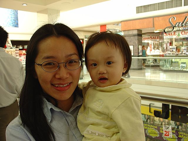 Helen Wong (Mom)