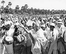 Gandhi becomes the leader of the Indian National Congress