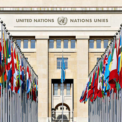 Timeline: DE LOS ESTADOS A LOS ORGANISMOS INTERNACIONALES