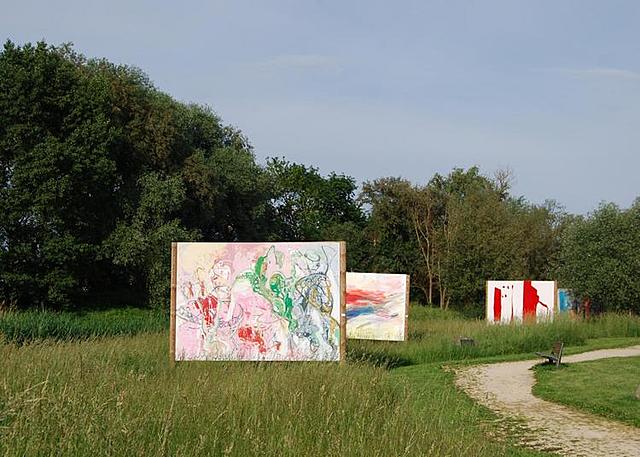 Emmie - Naturel / artificiel / Plakat Wand Kunst: "Plankat", début 2000, exposition temporaire en Allemagne, Bois.