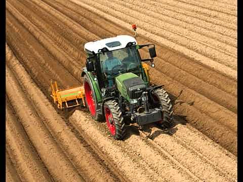 maquinaria en los cultivos