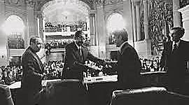 Timeline: Recorriendo los enfoques de la atención psicosocial.