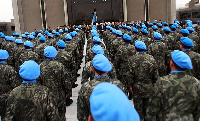 Despues de la firma de la paz-Boinas azules- Papa Juan Pablo II