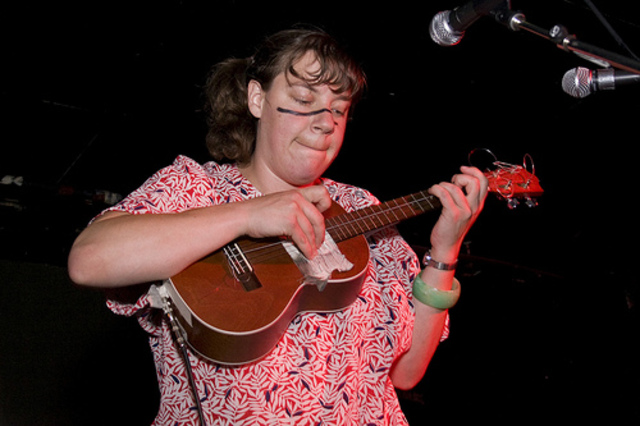 tUnE-yArDs at Brighton Music Hall
