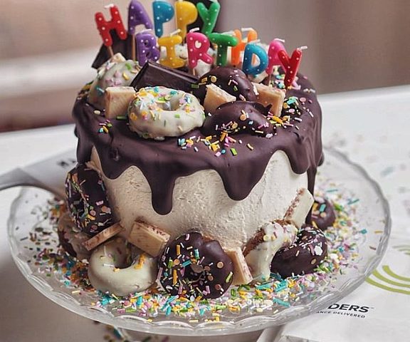 NACIMIENTO DE MI GATO