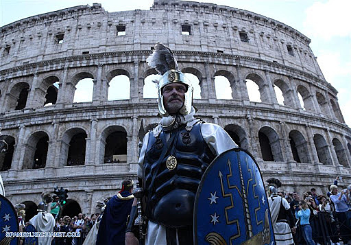 Creación del Imperio Romano.