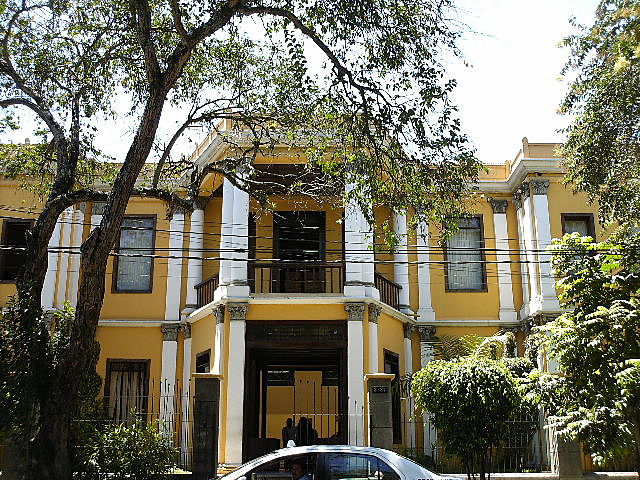 Acuerdo Gubernativo 165-96. DIRECCIONES DEPARTAMENTALES DE EDUCACIÓN.