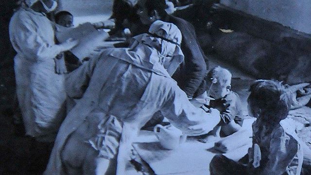 EXPERIMENTACIÓN HUMANA A CAMBIO DE INMUNIDAD