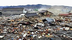ASÍ FUE EL TERREMOTO Y EL TSUNAMI QUE AZOTARON JAPÓN