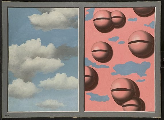 Cascabeles rosas, cielos en jirones, Magritte.