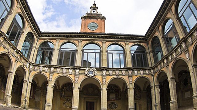 Universidad de Bolonia