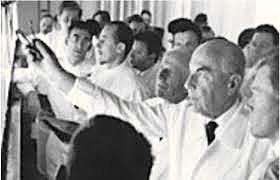 Fundación de la Sociedad de Cirujanos Estéticos