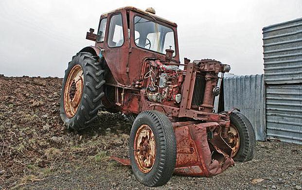 Primer tractor con cabina cerrada