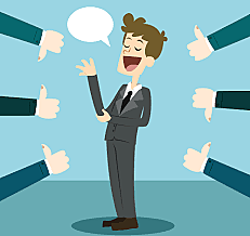 Darwin es críticado por su teoría