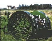 Tractor de 1910 con motor de gasolina