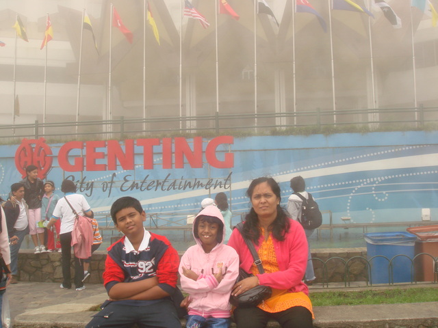 First Time I Visited my Dad's Friend's Family in Malaysia and Singapore