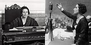 La Constitución española de la II República otorga el derecho de sufragio a las mujeres mayores de edad