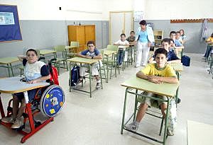 Primeras aulas diferenciadas 1974.