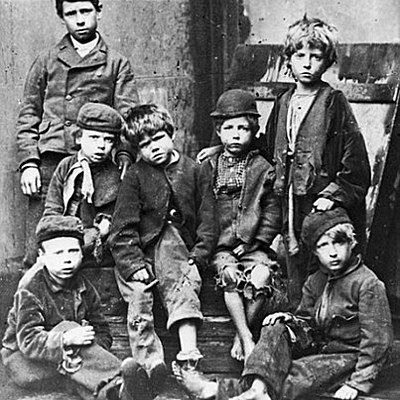 Timeline: HISTORIA DE LA INFANCIA Y LA ADOLESCENCIA EN COLOMBIA