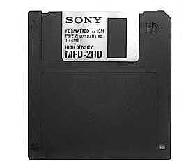 Sony crea disquetes de 3.5 pulgadas.