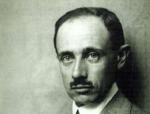 Első miniszterelnöksége