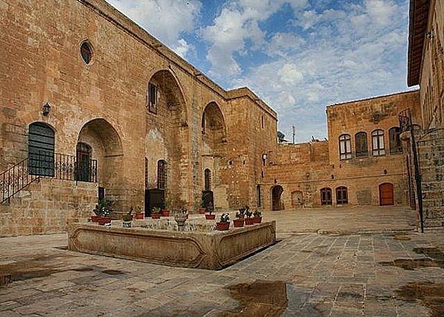 Escuelas de Edesa y Nisibis