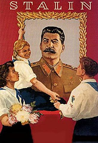 En 1929 Stalin acaparó todos los poderes, instaurando una dictadura personal.