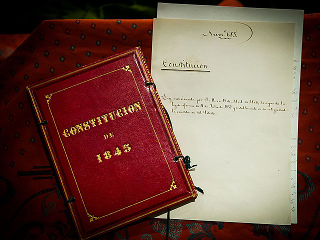 CONSTITUCIÓN DE 1845