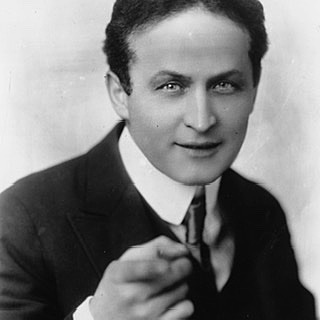 Harry Houdini Died from a Burst Appendix