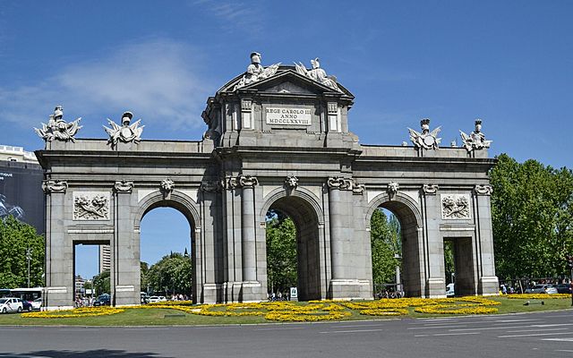 Puerta de Alcalá/España