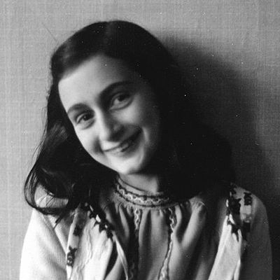 Timeline: The Diary of a Young Girl_Samantha Nguyen