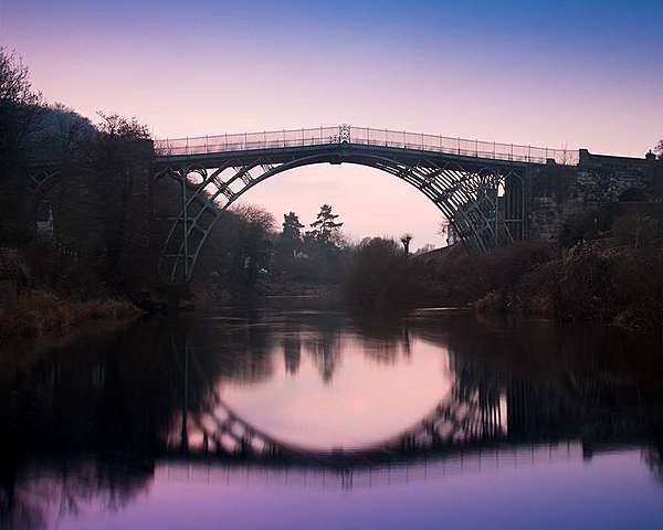Primer Puente de Hierro/Iron Bridge