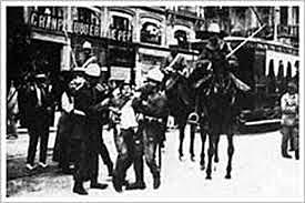 TRPLE CRISIS. HUELGA GENERAL. JUNTAS MILITARES. ASAMBLEA PARLAMENTARIA.