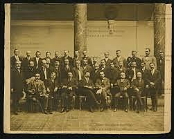 Se convocó a una Conferencia Sanitaria Internacional en Paris, a fin de crear un organismo internacional de salud pública para combatir las epidemias de cólera, fiebre amarilla y otras enfermedades tropicales de América.