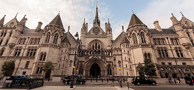 Se desempeñó como Secretario del Consejo de colegios de abogados