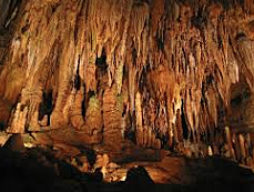 Luray Caverns Discovered