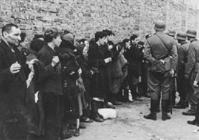 Himmler orders the liquidation of all Jewish ghettos in Poland