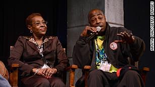 Arthur's Father Divorces with his Mom