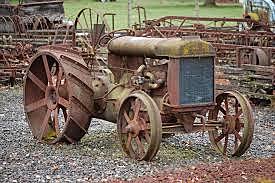 Henry Ford desarrolló el tractor Fordson. En EE.UU